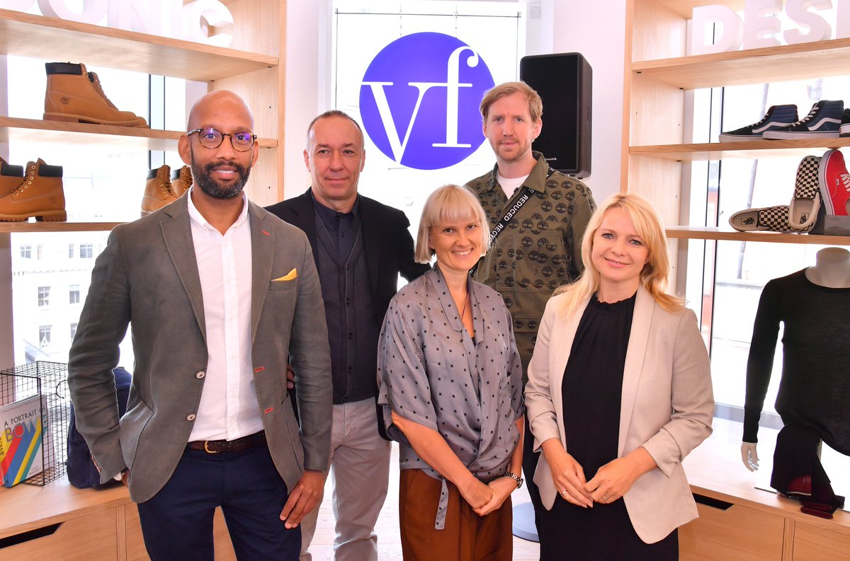 VFCorp's tweet image. Martino Scabbia Guerrini, Group President, VF Corporation, EMEA is joined by @RaeburnDesign
and @DAArchitectsUK to discuss sustainable design, innovative thinking and digital transformation at the launch of VF, Axtell Soho in London. #DesignfortheFuture #onevf