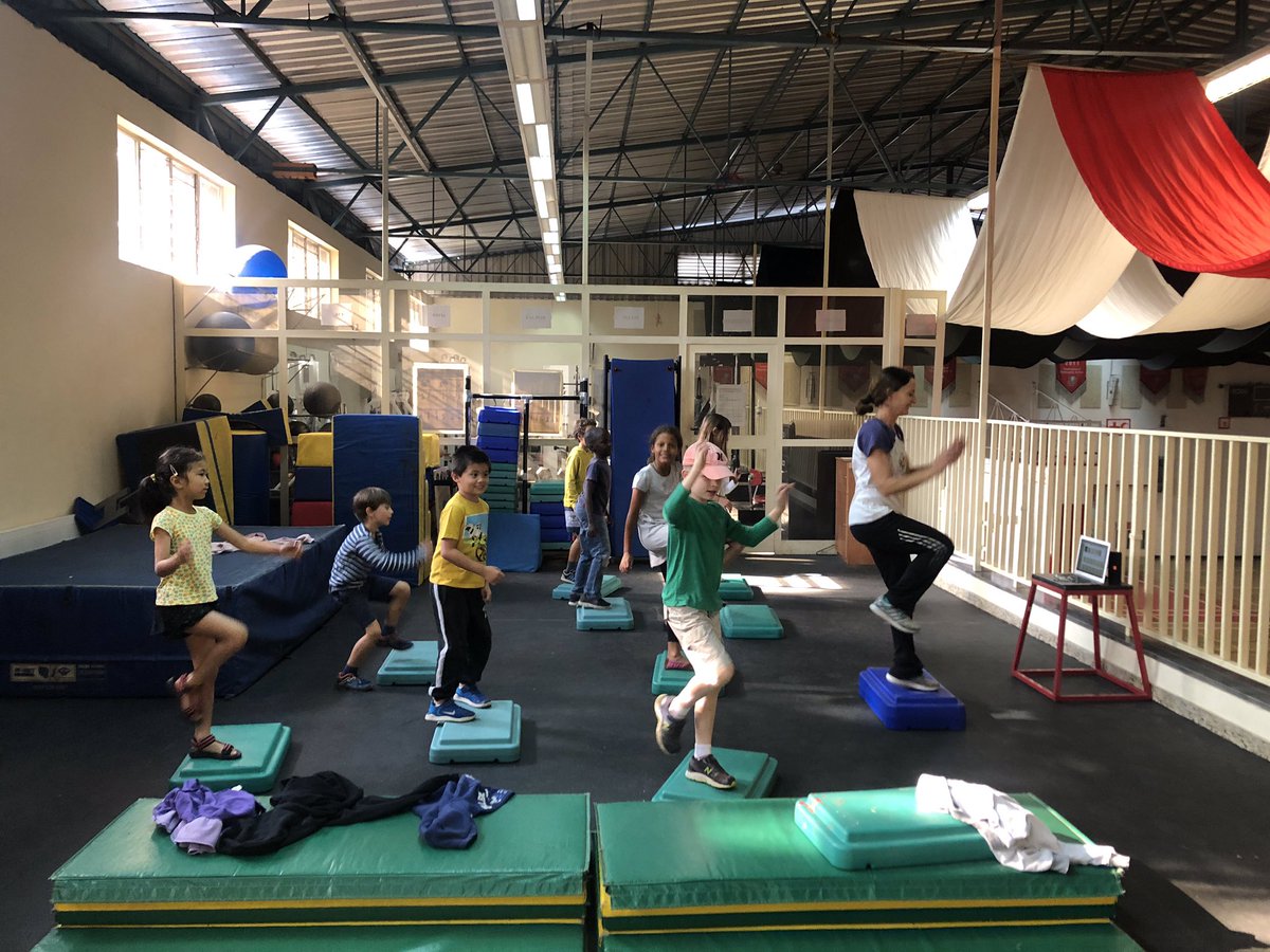 bmicelicooper's tweet photo. #ICSPLEx @icsaddis Who knew that grade 2 kids could do step- aerobics? Fit-up is fun! https://t.co/8ydEEuEVLE