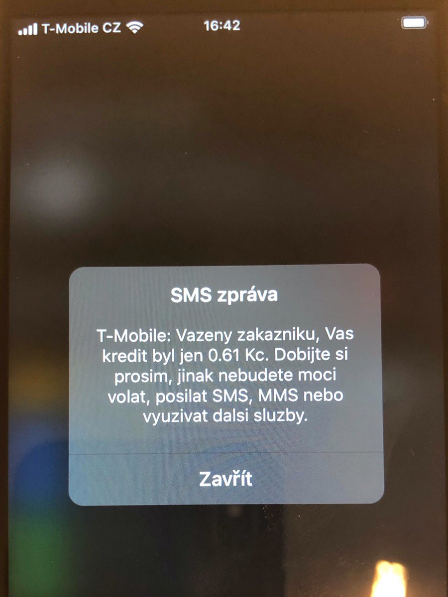 Může mi někdo z <a href="/TMobile_CZE/">T-Mobile CZ</a> vysvětlit, co je tohle za nechutnou formu nátlaku? Jen během dnešního odpoledne jsem dostal víc jak 100 těchto SMS zpráv. Vaši zákaznickou linku jsem kontaktoval už třikrát, bohužel bez valného výsledku.