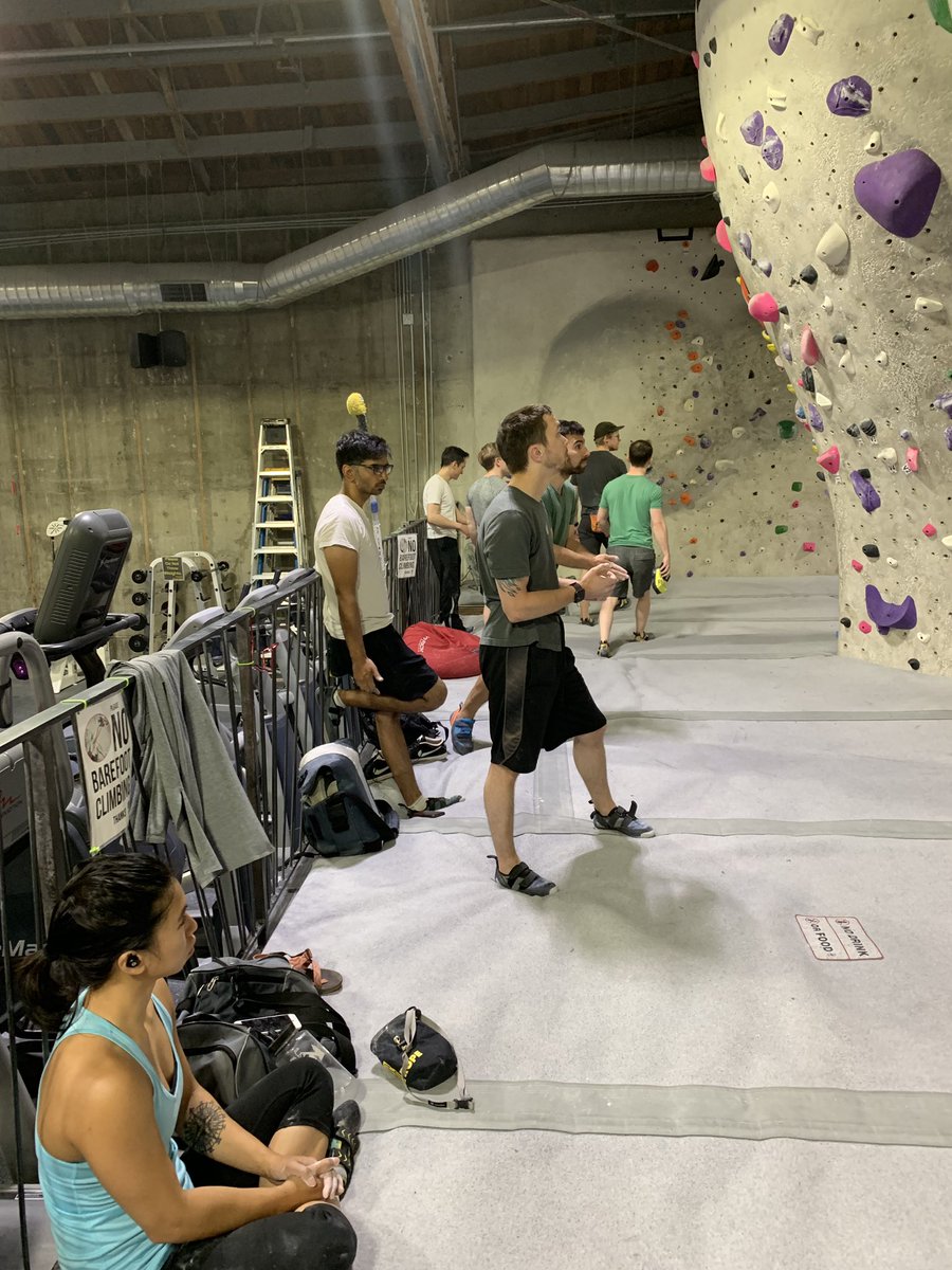 Sommer's tweet image. Another great day of the dub dub climb! Thanks to everyone who came out and to @parrots for dubdub.fitness!!