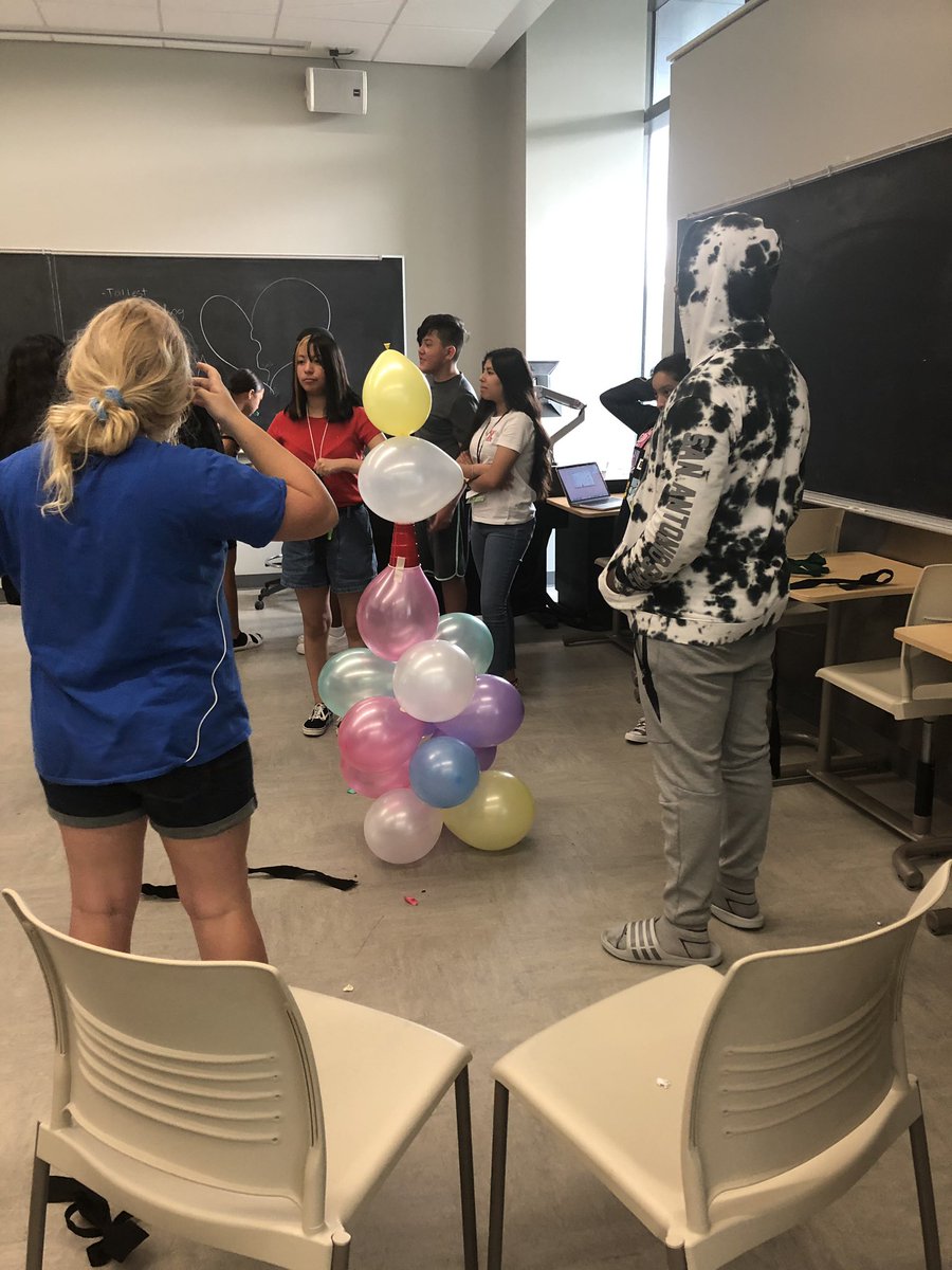 GearUp_MillerMS's tweet photo. UT Gear Up camp students working together to build a freestanding, mobile twisted tower with their wrists tied together. #patience #collaboration @GEARUP_GN_2023 https://t.co/Tvs4d0AAyO