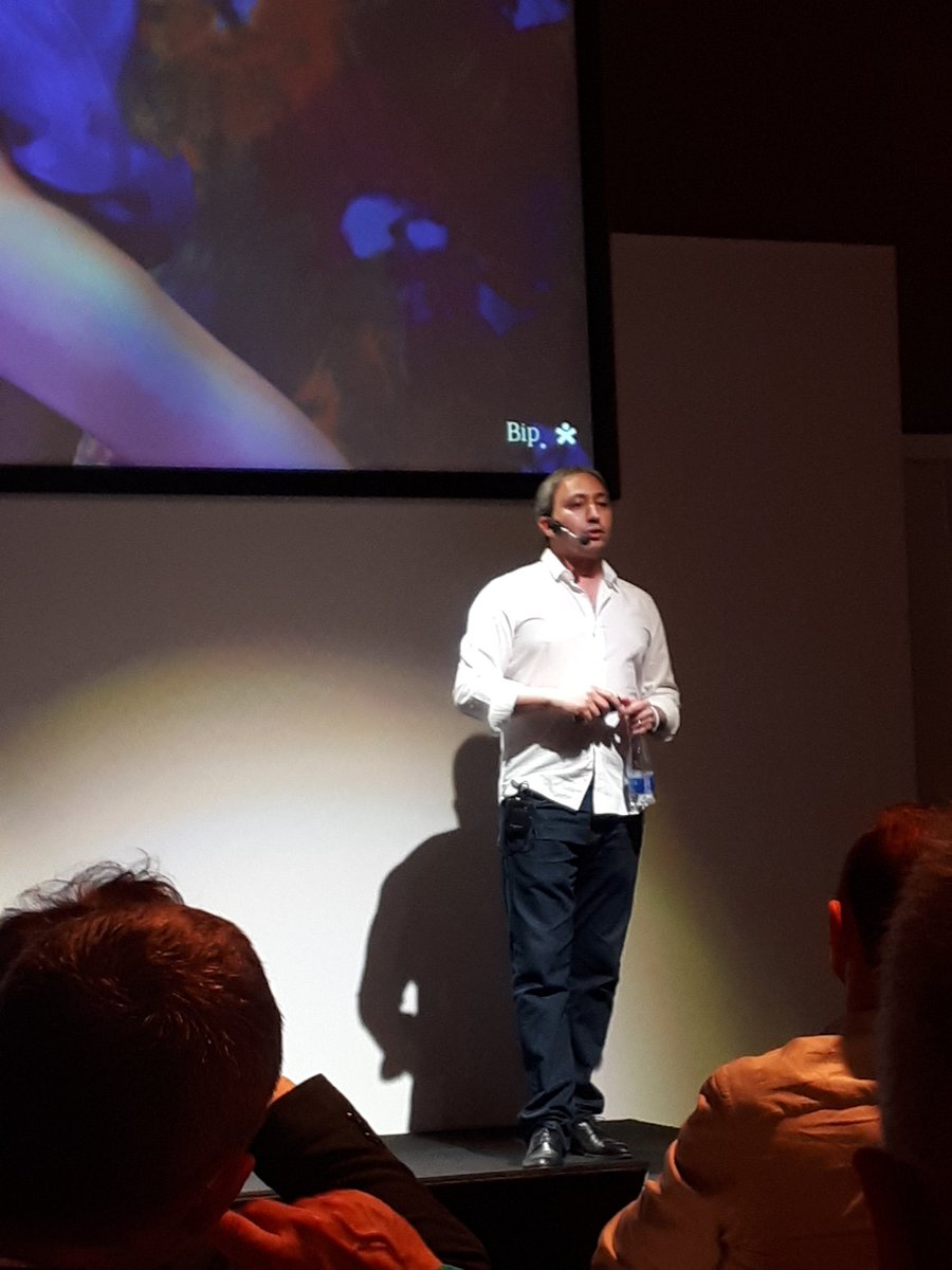 Bip_Group's tweet photo. 🔴 #DataDrivenMarketing. Ultimo intervento Bip al #CervedNext: @stefanoaugello spiega "Non bisogna partire dai dati ma da ipotesi e poi mi avvicinarsi alla verità". @marcotamburlini aggiunge "Per un progetto data-driven occore un linguaggio comune sul significato del dato" https://t.co/NGpwMQ9kr0