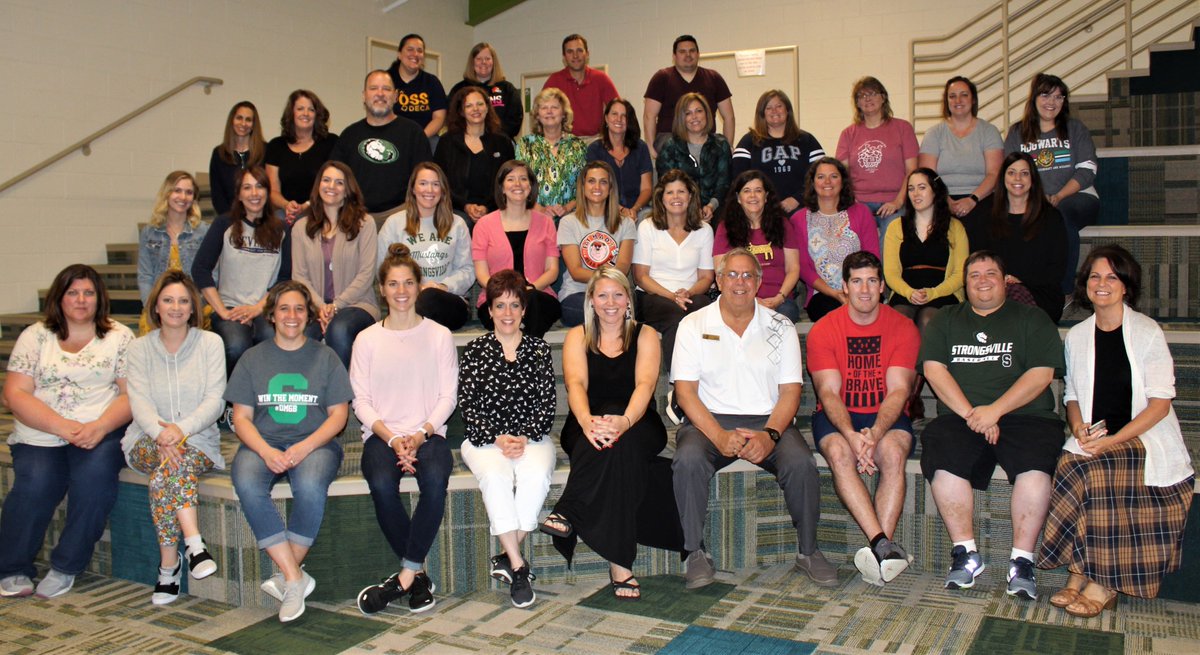 VTurner8's tweet photo. Wonderful PBL training! Thank you, Mike Gorman and @PBLWorks 
@mjgormans #wearestrongsville @SCStrongTech https://t.co/ACtOyYt2SX