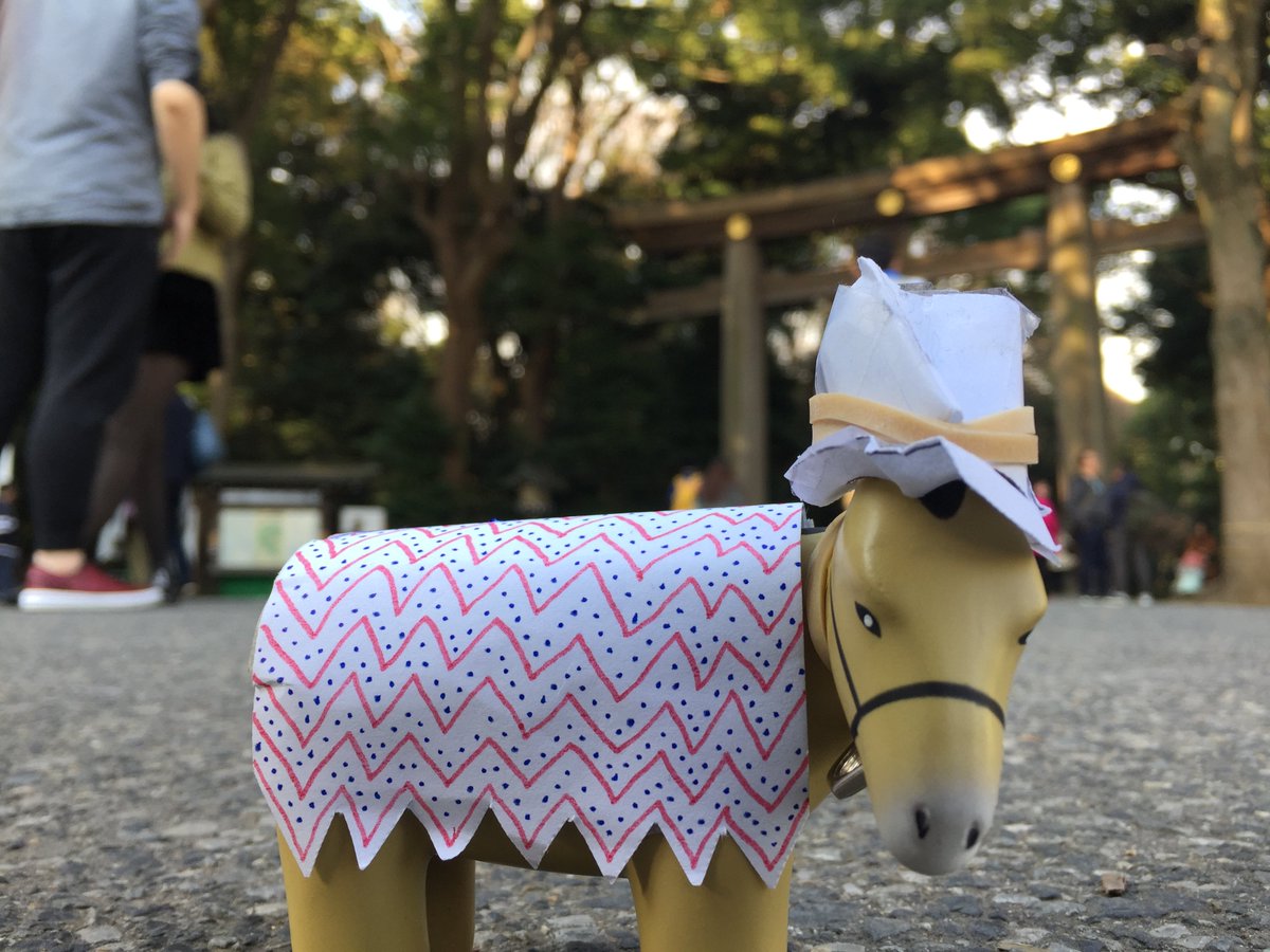 TubeDepot's tweet photo. This is Pippin. Originally a gift from @bigassfans, he's really become part of the TubeDepot family. So of course when one of our employees took a vacation to Tokyo, we had to take Pippin along. https://t.co/KlA4h5guwF