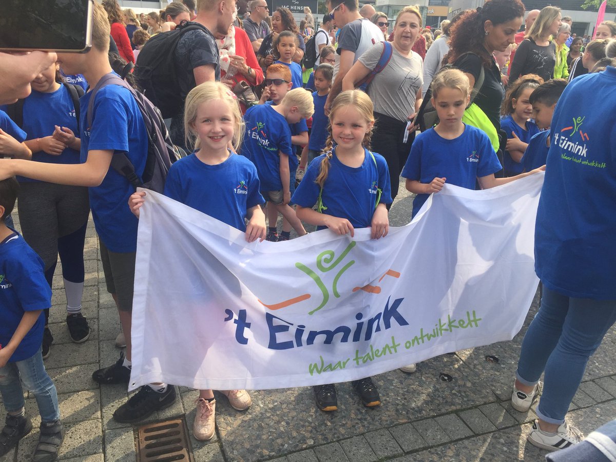 Laatste dag #wandelvierdaagse #hengelo #tuindorp ⁦<a href="/eimink/">bseimink</a>⁩