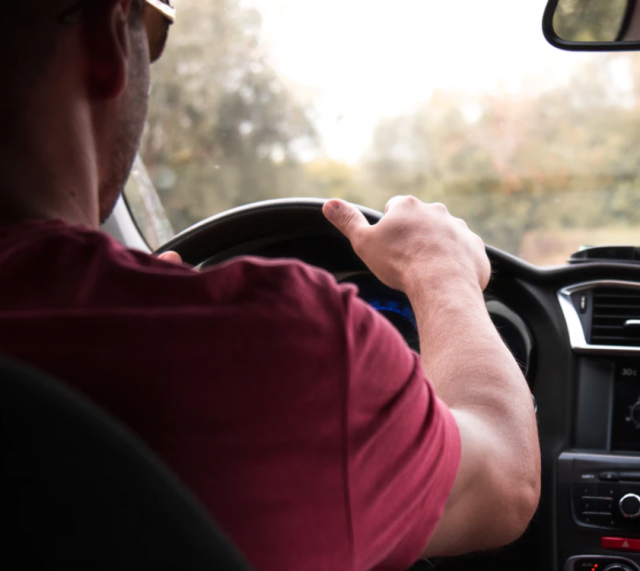 SuperiorAutoWA's tweet photo. Driving 101: eyes on the road and safety on the mind! https://t.co/Jmg3dI0nGv