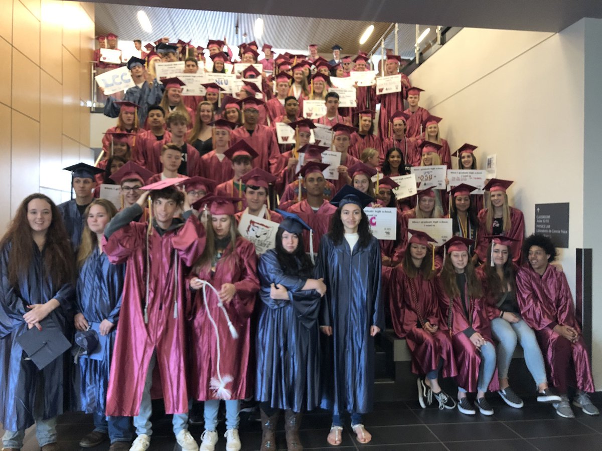 willamettehigh's tweet photo. 119 Senior students embark on the Bethel Grad Walk this morning to visit Irving, Meadow View, Danebo, Clear Lake and Shasta! https://t.co/aFlndOLCXJ