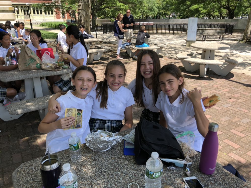 BCDS_History_56's tweet photo. It’s feeding time. We couldn’t have a prettier day picnicking at Ellis Island with @BuckleyCDS students. https://t.co/guXQX2YstA