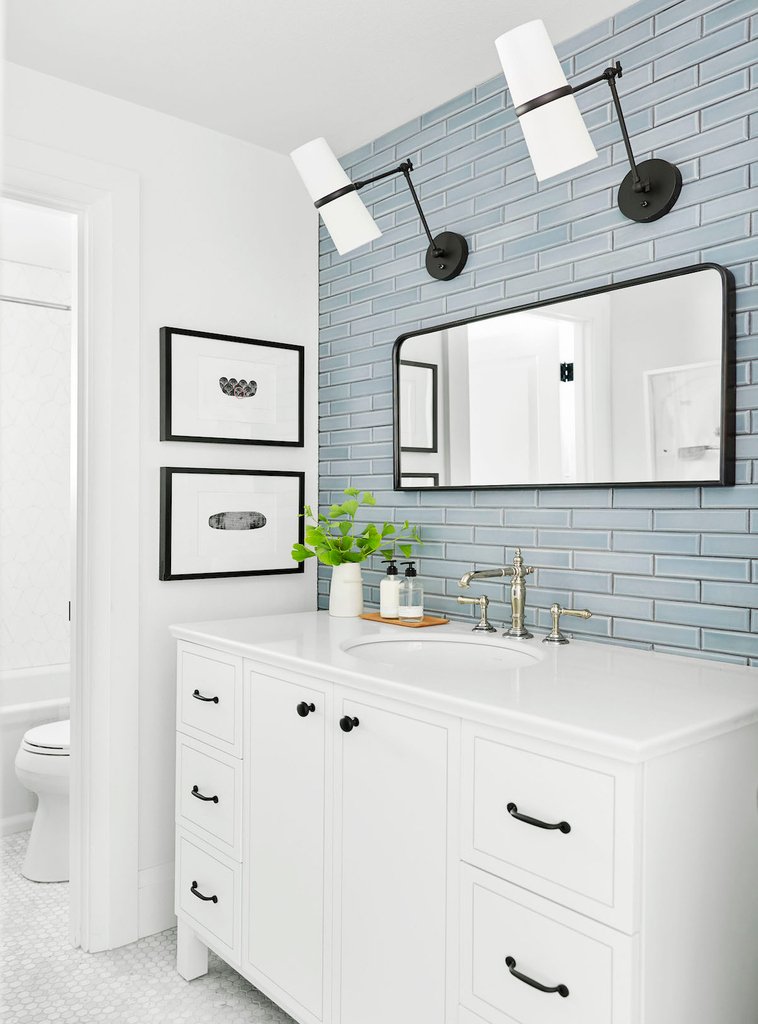NSDesignGallery's tweet photo. Add a little #babyblue to create a relaxing place with classic #tiles in #modernstyles. A cool and tranquil space #designed @em_henderson, starring #Bevel 2×8 Facet in P146 Glaze @prattandlarson. 😎 https://t.co/nuXwJ2rqWV