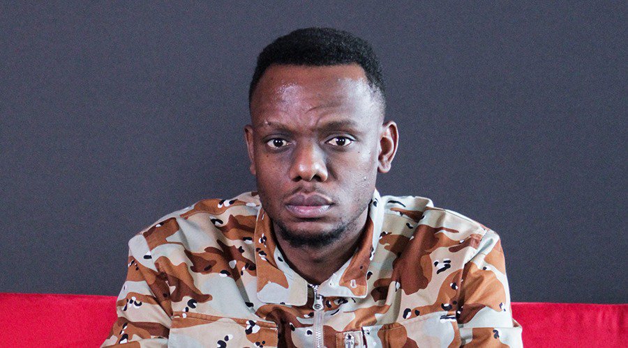 Kuchumele's tweet photo. Dear Hip Hop lovers.

Can we please appreciate Mr Slikour while he is still alive and thank him for the SlikourOnLife website because he helped so many up and coming artists with "SlikourOnLife" website. RT if you appreciate him. May God keep blessing him with so many years. https://t.co/wow4PT5Wvv