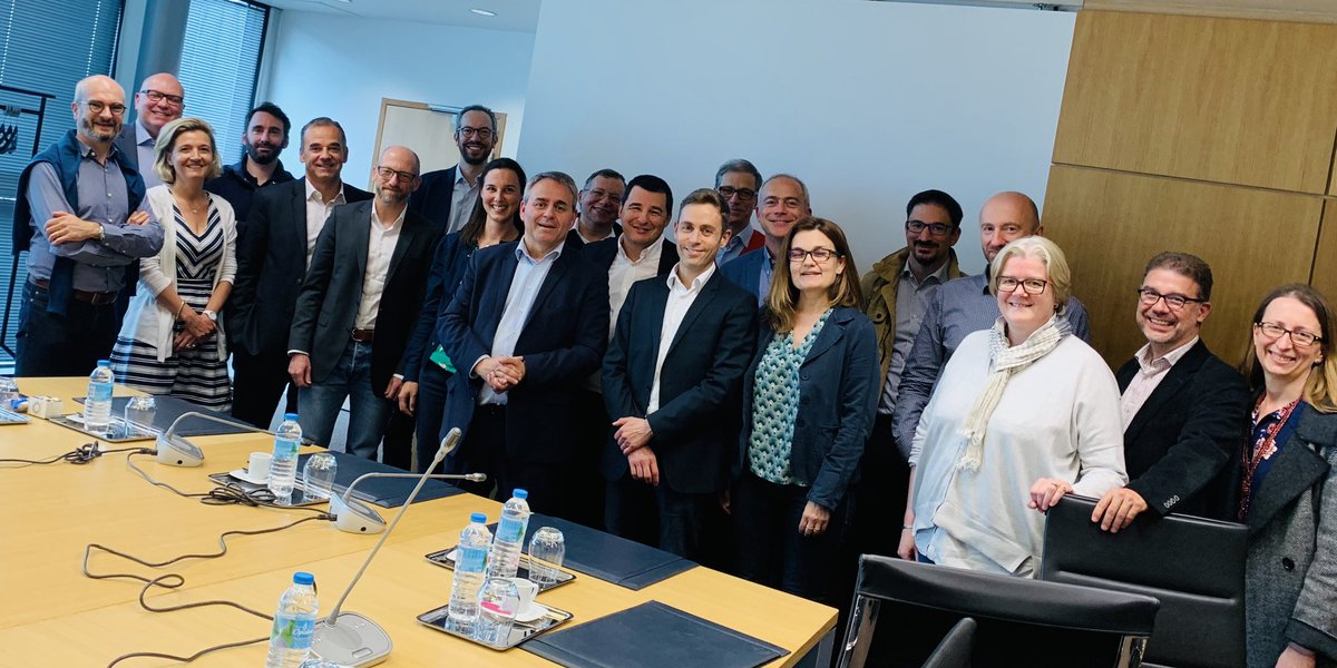 Un grand merci à <a href="/xavierbertrand/">Xavier Bertrand</a> d’avoir accueilli les équipes <a href="/orange/">Orange</a> pour un échange sur les grands enjeux de la région <a href="/hautsdefrance/">Région Hauts-de-France</a>. Une belle conclusion pour notre séminaire #FinancePerformance.