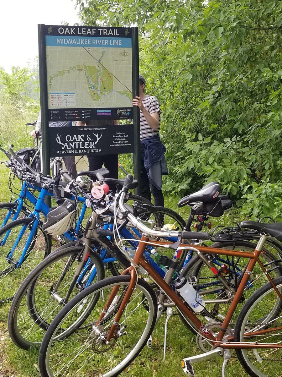 milwaukeedpw's tweet photo. Hats (and bike helmets) off to @CountyParks who just rolled out new navigational kiosks for the #OakLeafTrail! It’s even easier to explore trail and @cityofmilwaukee streets that connect to it.
#WisconsinBikeWeek #WIBikeWeek https://t.co/eyZyBKxfzX