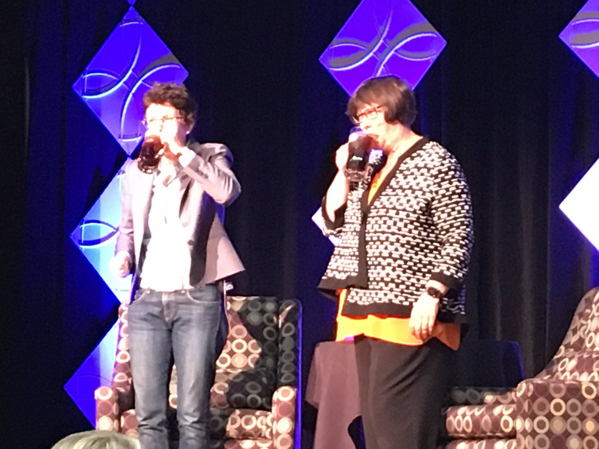 ilkabene's tweet photo. Cheers with a classic #AandW #rootbeer. CEO Susan Senegal and our CMO @EwanickSusan talk #customercentricity at our Leadership Summit @FirstWestCU 

#Reach2019 https://t.co/pTblUNYJep
