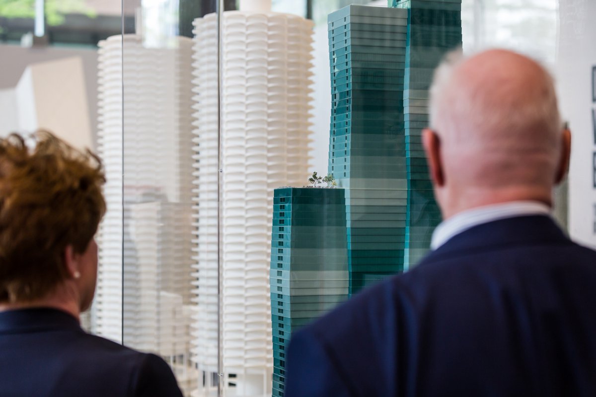 Econ Club Chicago tweet media