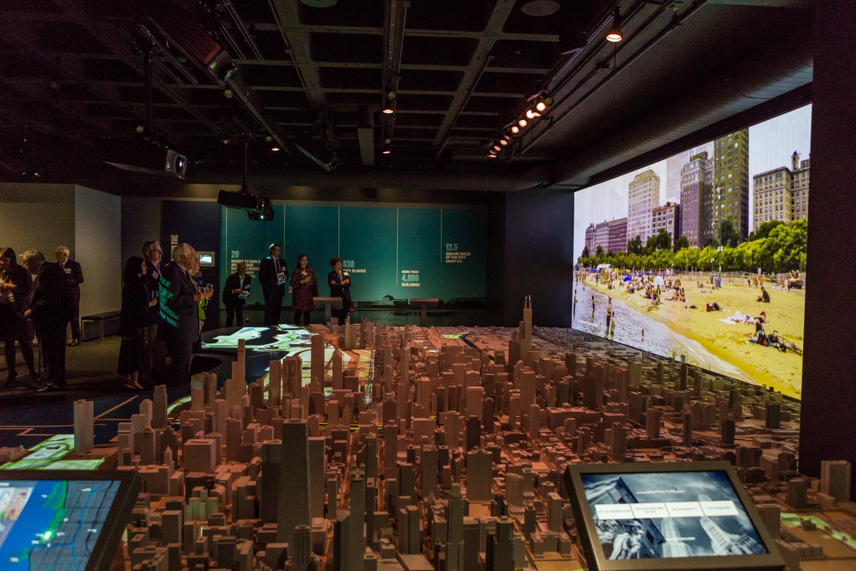 Econ Club Chicago tweet media