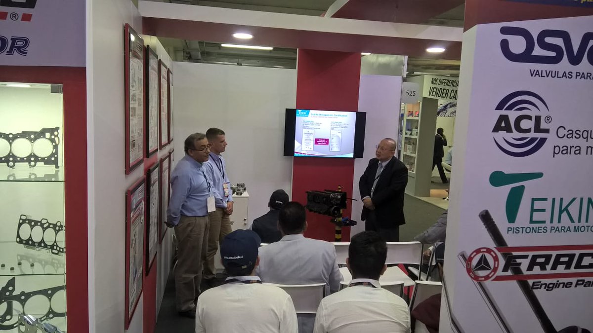 FracoColombia's tweet image. Algunas imágenes de nuestro primer día de feria en EXPOPARTES 2019, una de las ferias de Auto partes más importante de Latino américa.
🗓Bogotá junio 5 - 6 y 7 de 2019🗓
📌Corferias Pabellón: 3 Stand: 422📌
#Expopartes #FracoEmpaquetaduras @FeriaExpopartes