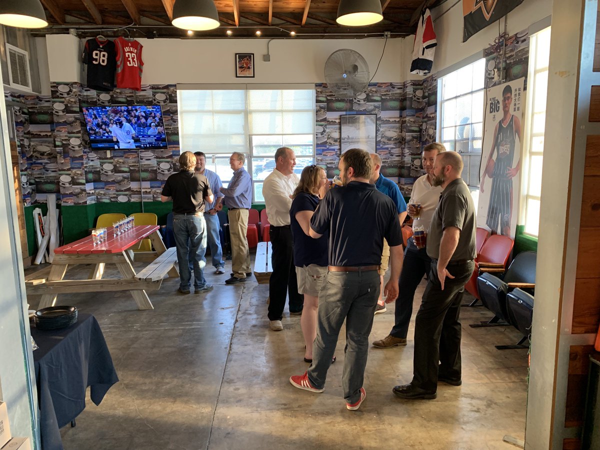 NCIntegrityPlus's tweet photo. Here is a #throwback to our Client Appreciation Social at #EsriPUG a few weeks ago! We had a great time catching up over a few pints at @8thWonderBrew! #ThrowbackThursday #ConferenceLife #ClientAppreciation https://t.co/wy3DLkuJoc
