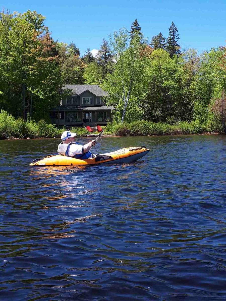 greatbigkid_eh's tweet photo. After a few gloomy days that big yellow orb is clearly visible in the sky today. Time to hit the water for a paddle on the lake. 

Once that was ✅ it was time to enjoy the #fbotd - my first Twin Pines from @sawdustcitybeer  - beauty eh! https://t.co/Cz2Vq34rhB