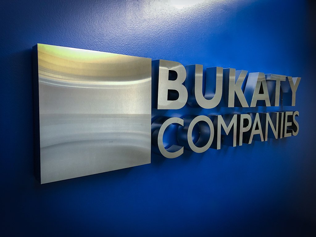 Image360KC's tweet image. 2" stainless steel dimensional logo for Bukaty Companies in Leawood, Kansas

(816) 960-4546
info@image360kcm.com

#dimensionalsign #dimensional #interiorsign #lobbysign #metal #stainlesssteel