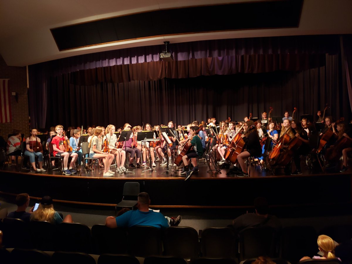 TeacherTuwei's tweet photo. Love seeing so many current, former, and future students on one stage together! Great performance by the Summer Orchestra @NMMSNorthstars! @MrFreise @NKCInstMus @Gateway6NKC @AntiochMS #nkcstrings #forthefamily #futurefalcons https://t.co/G19YiFVnEp
