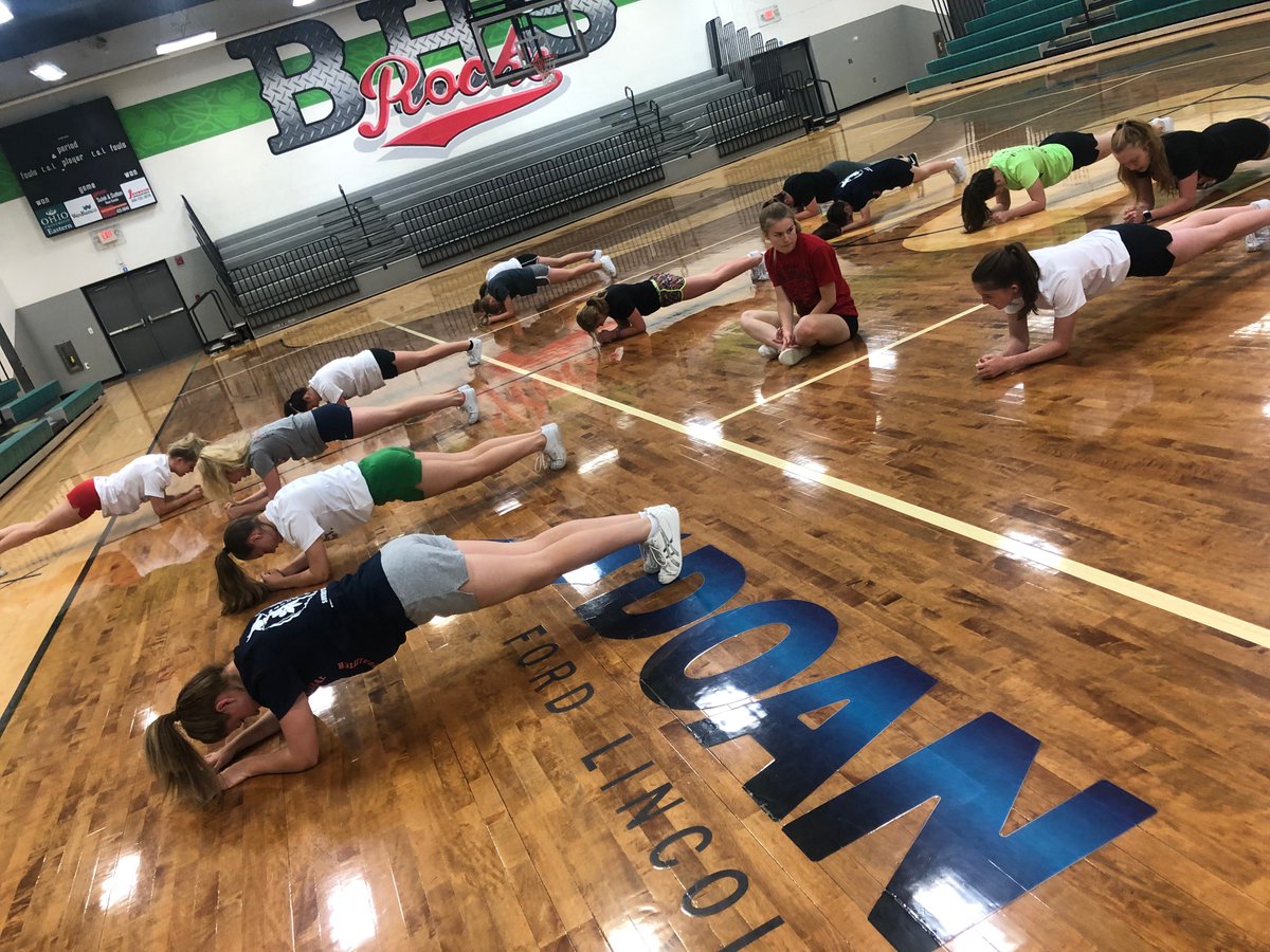 BarnesvilleSha2's tweet photo. Day 2 of the 2019-2020 Season.  Working hard in the off season will bring results during the regular season.  

#wantrespectearnrespect https://t.co/kG3BePryfa