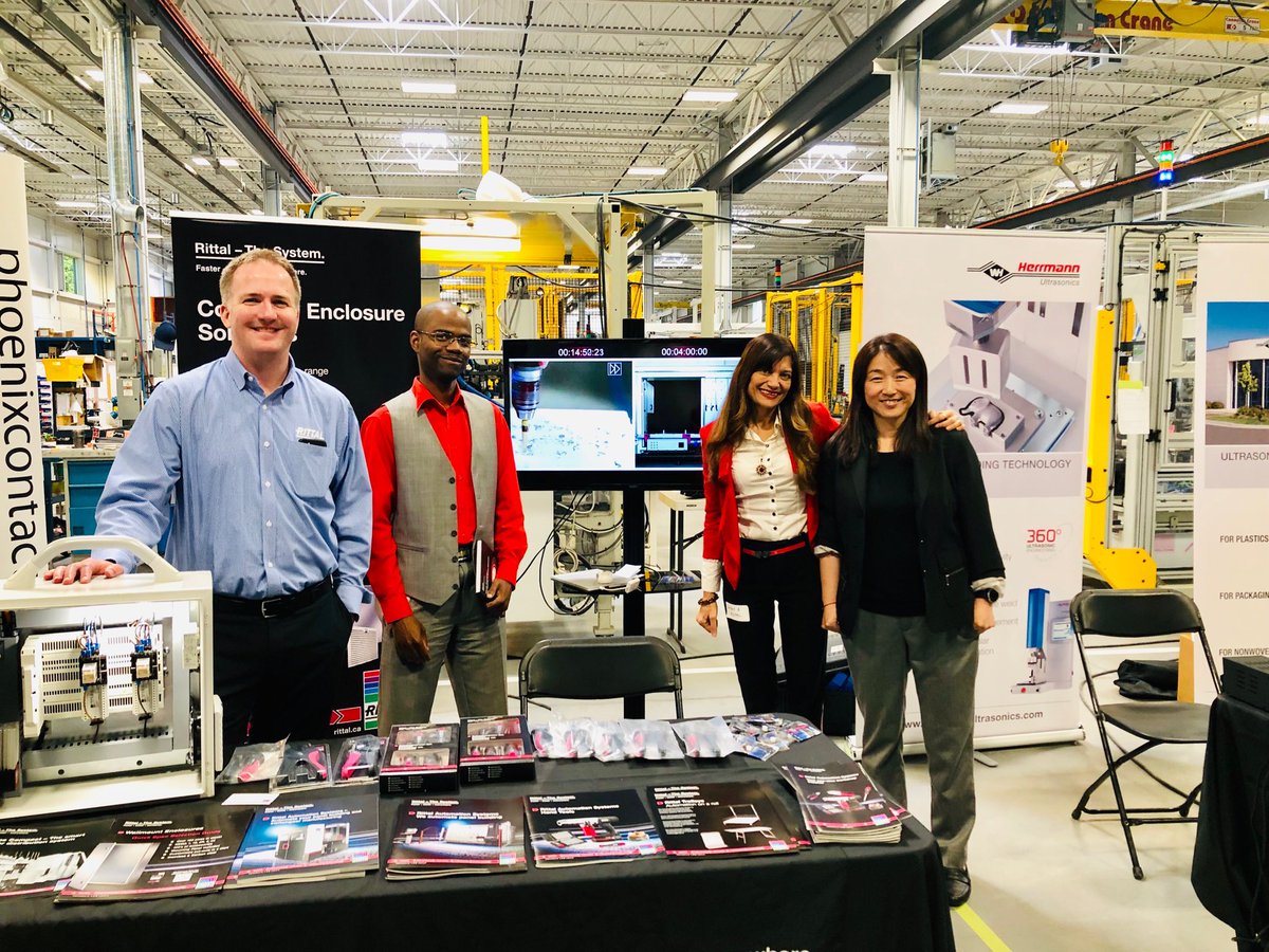 RittalCanada's tweet photo. The Rittal and EPLAN team in full force at @IAI_Innovators Open House! #InnovativeAutomation #ValueChain #Automation #technology https://t.co/jsKn769ylW