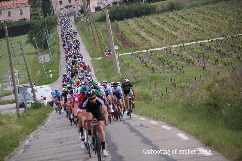 ECOCYCLO1's tweet photo. Le Grandondo Luberon Top Vélo: Les Greens en force!..https://t.co/gVmA2qnPMz https://t.co/SYU4iISKNs