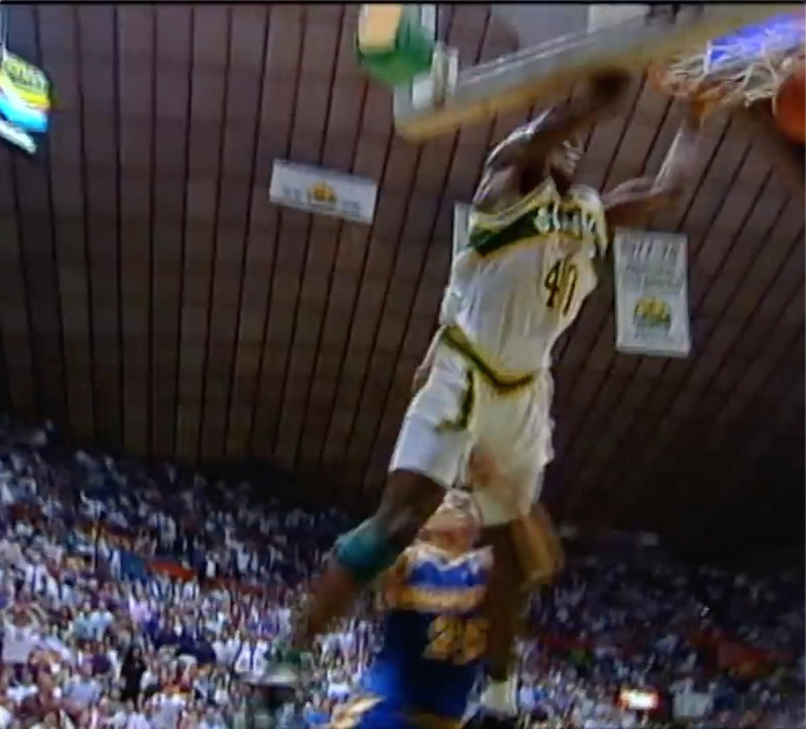 Happy 50th birthday to Shawn Kemp, one of the greatest dunkers of all-time 