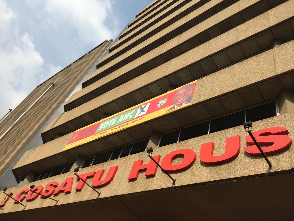 _cosatu's tweet photo. @SABCNewsOnline Diversify the economy and implement all Presidential #JobsSummit commitments #NoToRetrenchments #YesToDecentwork @MorningLiveSABC https://t.co/jndfVo157z