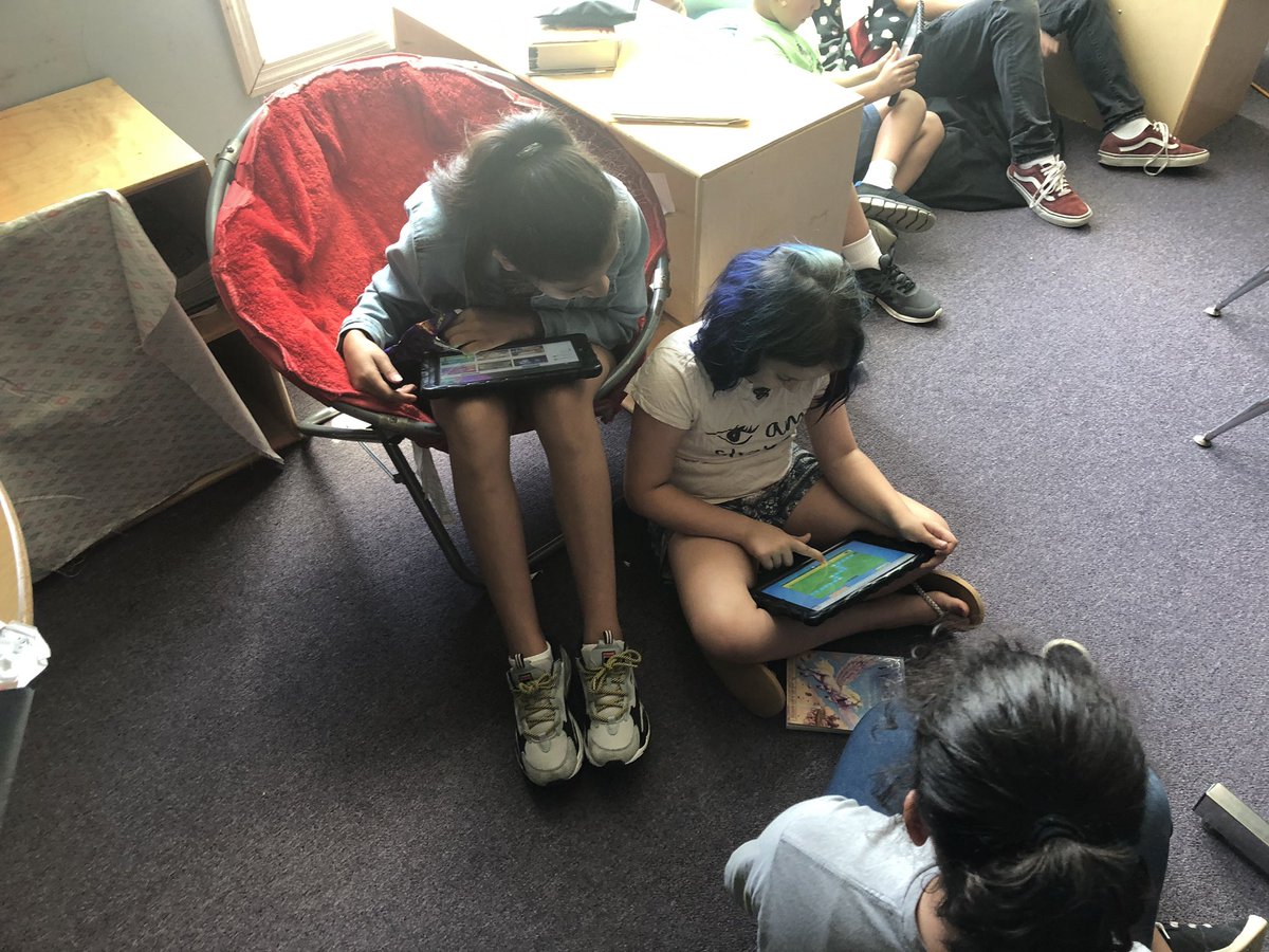 #AftertheSOLs we buddy read, use Hour of Code and play DreamBox with second grade friends! #APSisAwesome