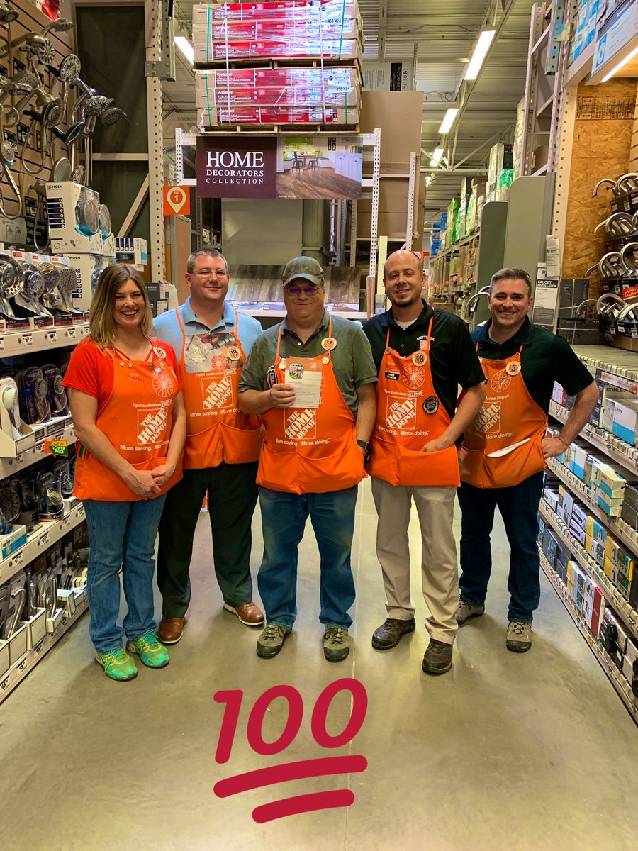 Lee at 1537 rocking out Excellent Customer Service in Plumbing! #CustomerService #1537proud