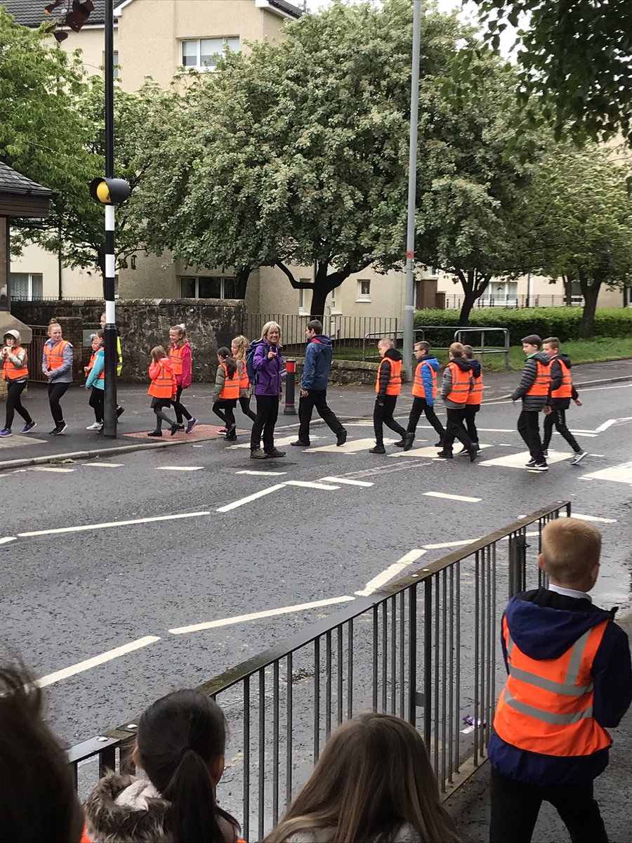bannps's tweet photo. Following on from our successful Bannockburn Walks during Family Engagement Week, @activestirling1 are offering Walk Leader Training on Tuesday 25th June. If any parents are interested in becoming a walk leader, please contact Mrs Mellor... we’d like to make this a regular event! https://t.co/pjsdxGkF2w