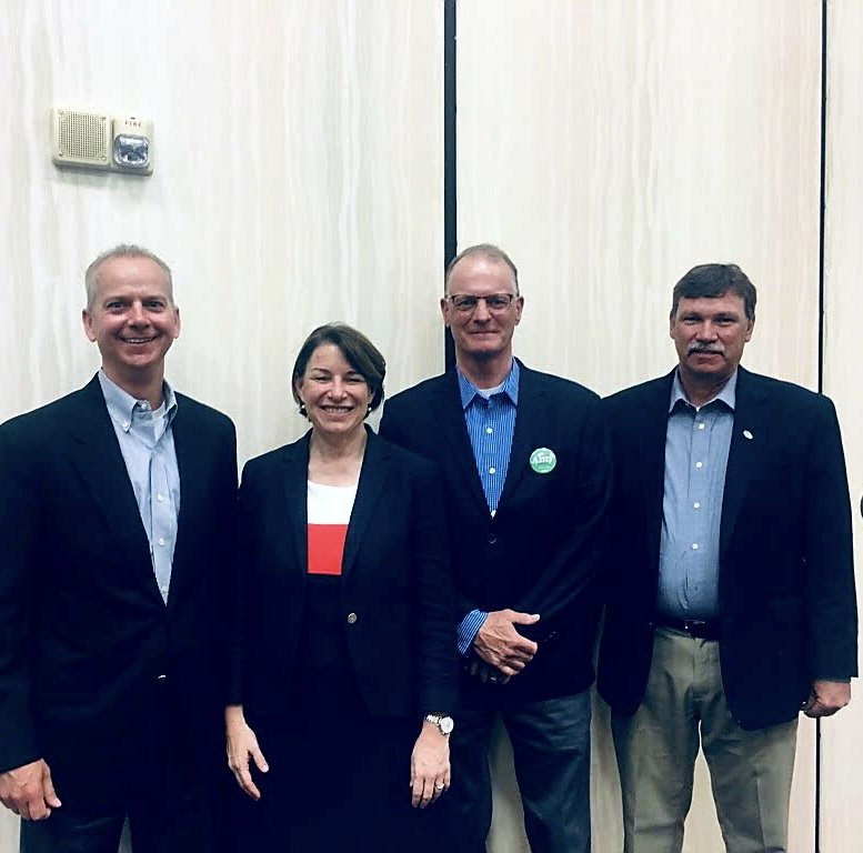 CurtisJKnutson's tweet photo. It was indeed an honor to dine with one of our Senators this morning. She has truly been a champion for agriculture. Oh, and BTW, she is running for President. https://t.co/6NCbByNIIY