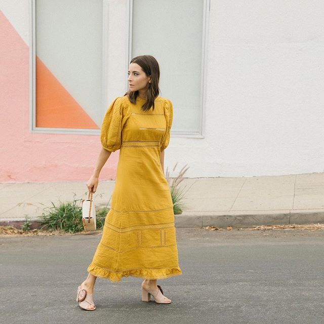 Juliacomil's tweet photo. Another shot of this @Seanewyork dress because it deserves its own moment!
Bag @byfar_official via @shopbop Shoes @aglshoes
Look linked on @21buttons_us and @liketoknow.it
#whowhatwearing #summerstyle #seanewyork #summerofshopbop #stylehigh #aglshoes https://t.co/I2AWZihlUH https://t.co/3yavrJX9jS