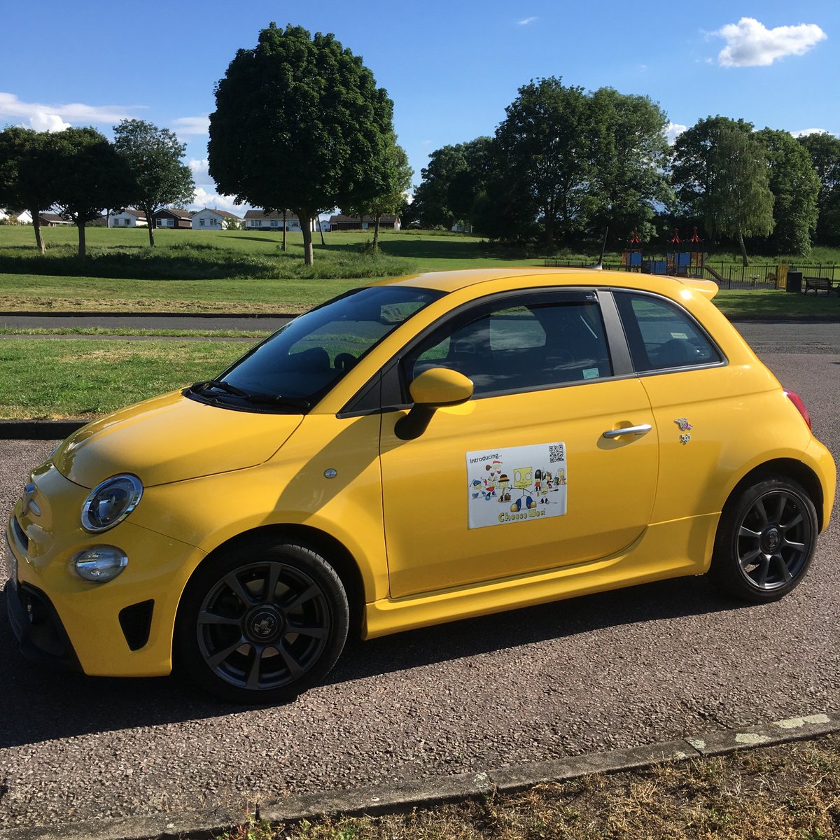 cheesemencheese's tweet photo. What do you think of the new #Cheesemobile? 🧀🚖 Keep an eye out for it in Leicester this weekend 🙂 https://t.co/J4OQXQF5iM