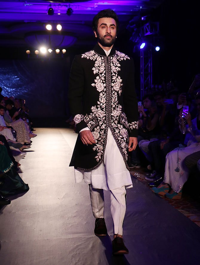 seeuatthemovie's tweet photo. All this wedding talk on TL made me realize Ranbir will be the most dashing groom 🔥 https://t.co/JVHMxaQVkq