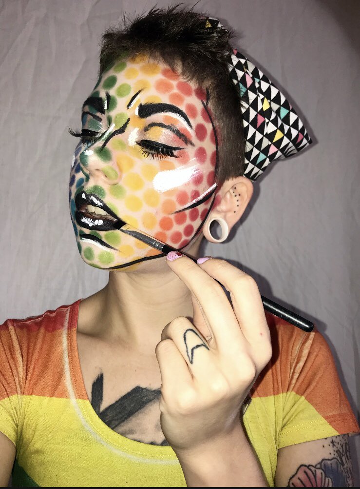 its_meeeeegan's tweet photo. Pop Art. But make it rainbow. π
#PrideMakeupChallenge day 6 yβall. I used @MorpheBrushes to create this and also recorded it so itβll be up tomorrow! #pride2019 #morphebabe https://t.co/A4kRaph6Bw