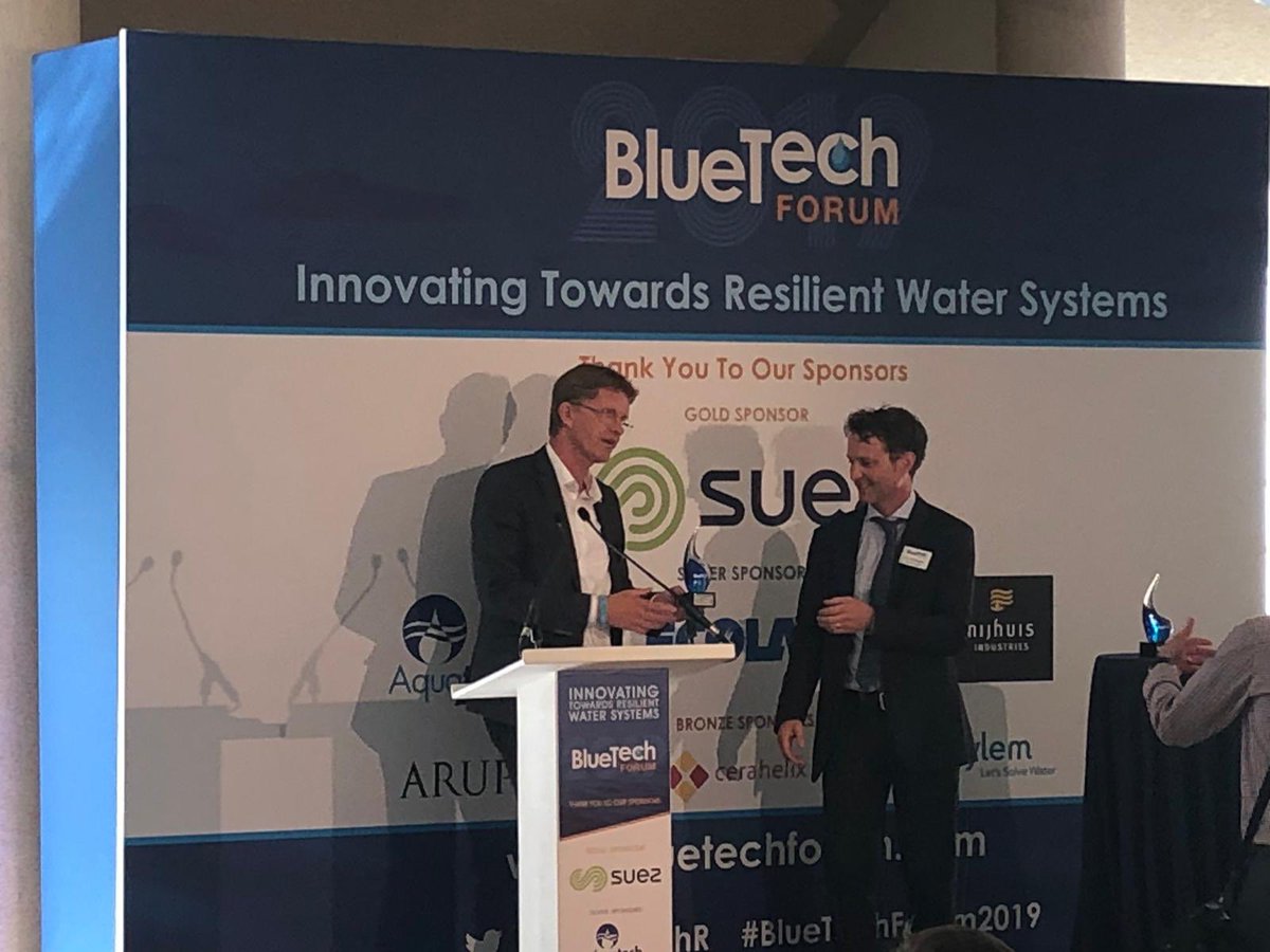60Heinstein's tweet photo. On behalf of #LisaBrand of @lgsonic_nl I received the #BlueTechForum2019 technology #innovation award #NLWaterTech @WaterAllianceNL https://t.co/5y5eUe1UzS