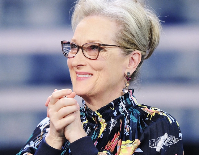 kendrawcandraw's tweet photo. No offense but where is my family dramedy starring Meryl Streep, Laura Dern, and Ashley Johnson as three generations of like... spies or treasure hunters or something https://t.co/zX0SmOqfpF