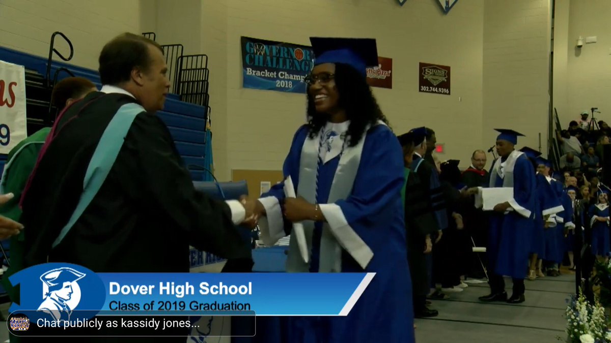 h8rfirst's tweet photo. Bittersweet #classof2k19 https://t.co/vXzGBNFTGQ