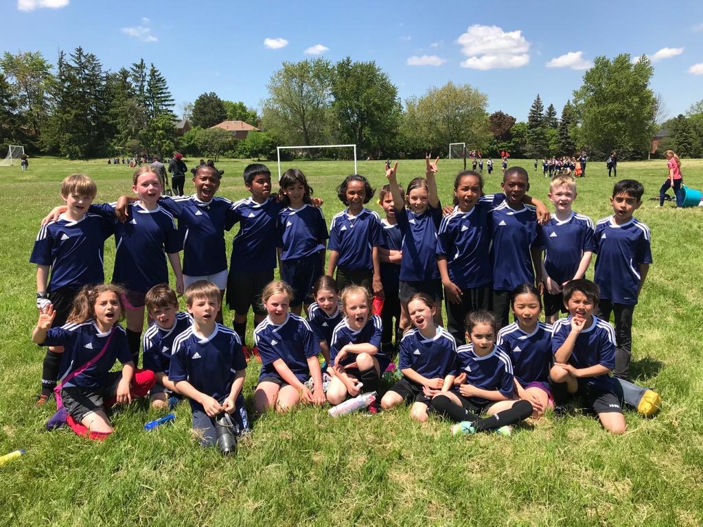 What an amazing group of kids!!  <a href="/SawmillValleyPS/">Sawmill Valley PS</a> is so proud of ur hard work and play!  FOS Primary Soccer Team!  <a href="/hpe4pdsb/">HPE, PDSB</a> <a href="/ETPHEA/">ETPHEA</a> @jaiswalPDSB