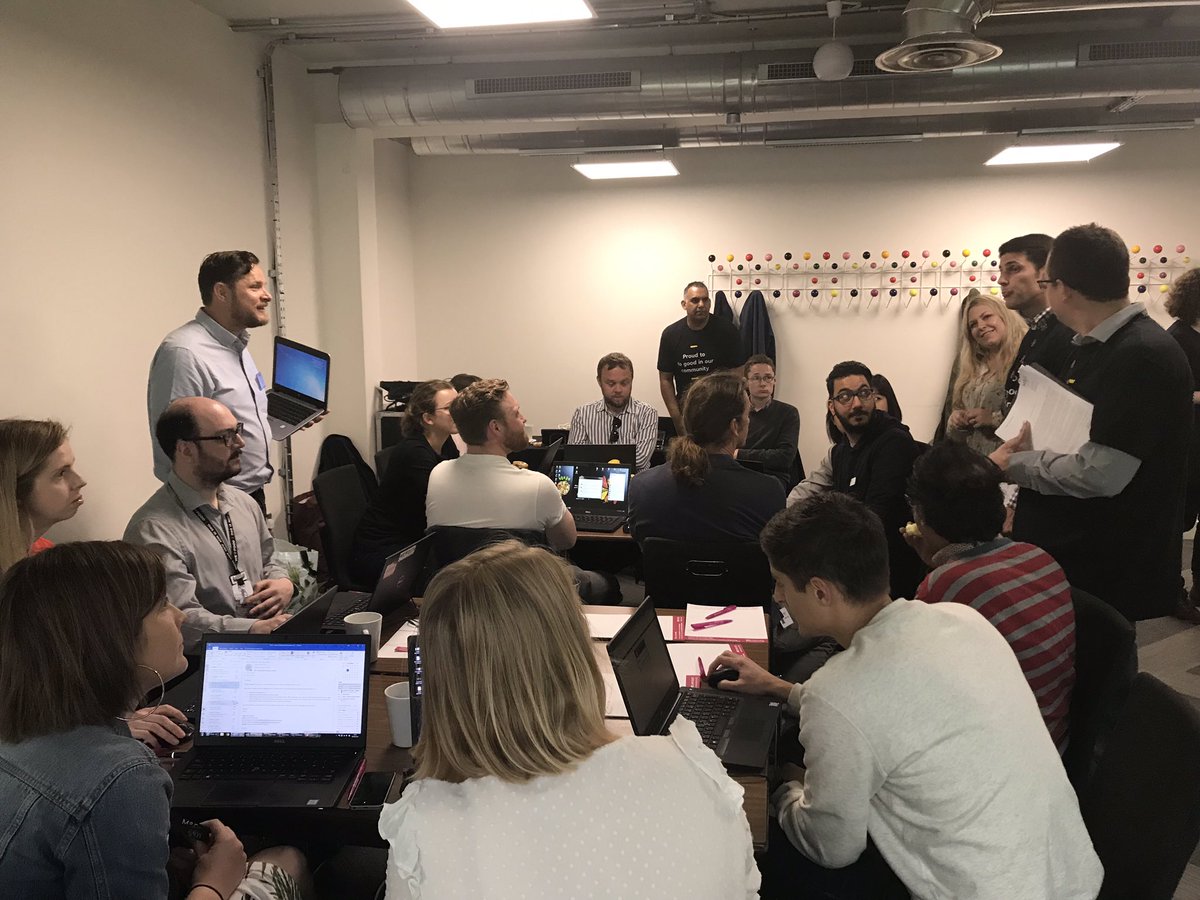 Day 3 & 4 of #MarksInAction #volunteersweek. @marksandspencer data analysts using their skills to crack some serious challenges for @BBCCiN @StreetGames @centrepointuk @CityYearUK and learning lots in the process #datadive