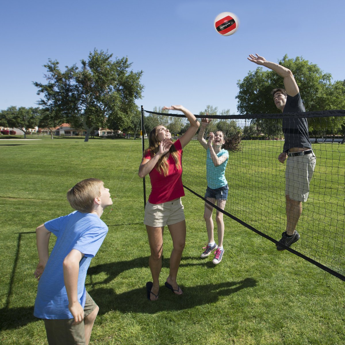 Kelsyus's tweet photo. The #Kelsyus Premium Badminton Volleyball Combo is the perfect #backyardgame set for entertaining friends and family outdoors!

Shop here: https://t.co/ehlu6ekKSn https://t.co/q5CUsrPrvh