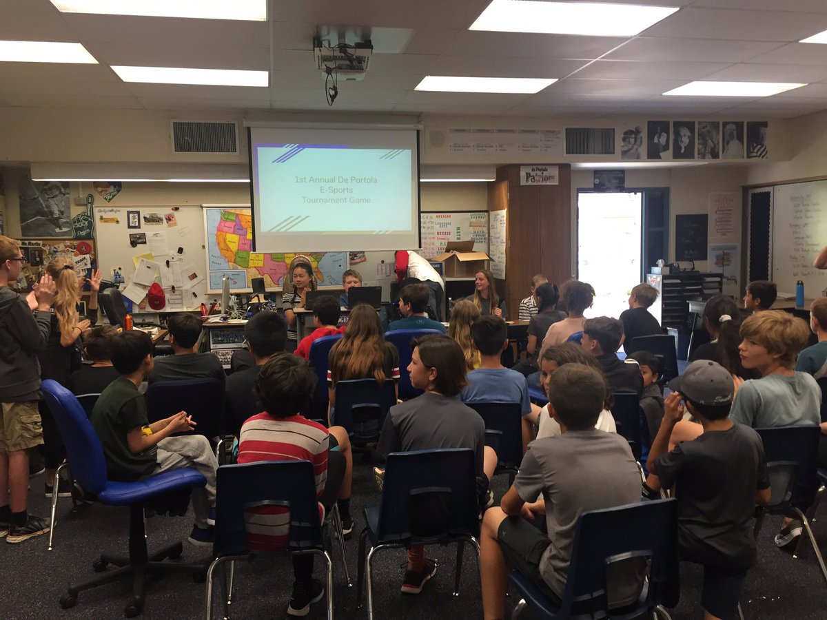 The first annual #eSports competition happening at <a href="/DPPatriots/">De Portola Patriots</a> 6th grade today! Student led and organized! #svinnovates <a href="/mamdmartin/">Michael Martin</a> <a href="/ocdestem/">OCDE STEM</a> #AmazingRace