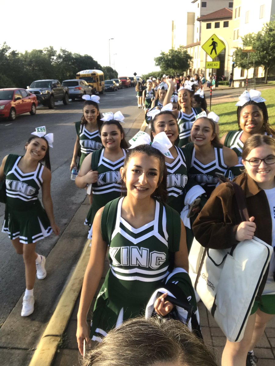 KHS-Cheer tweet media