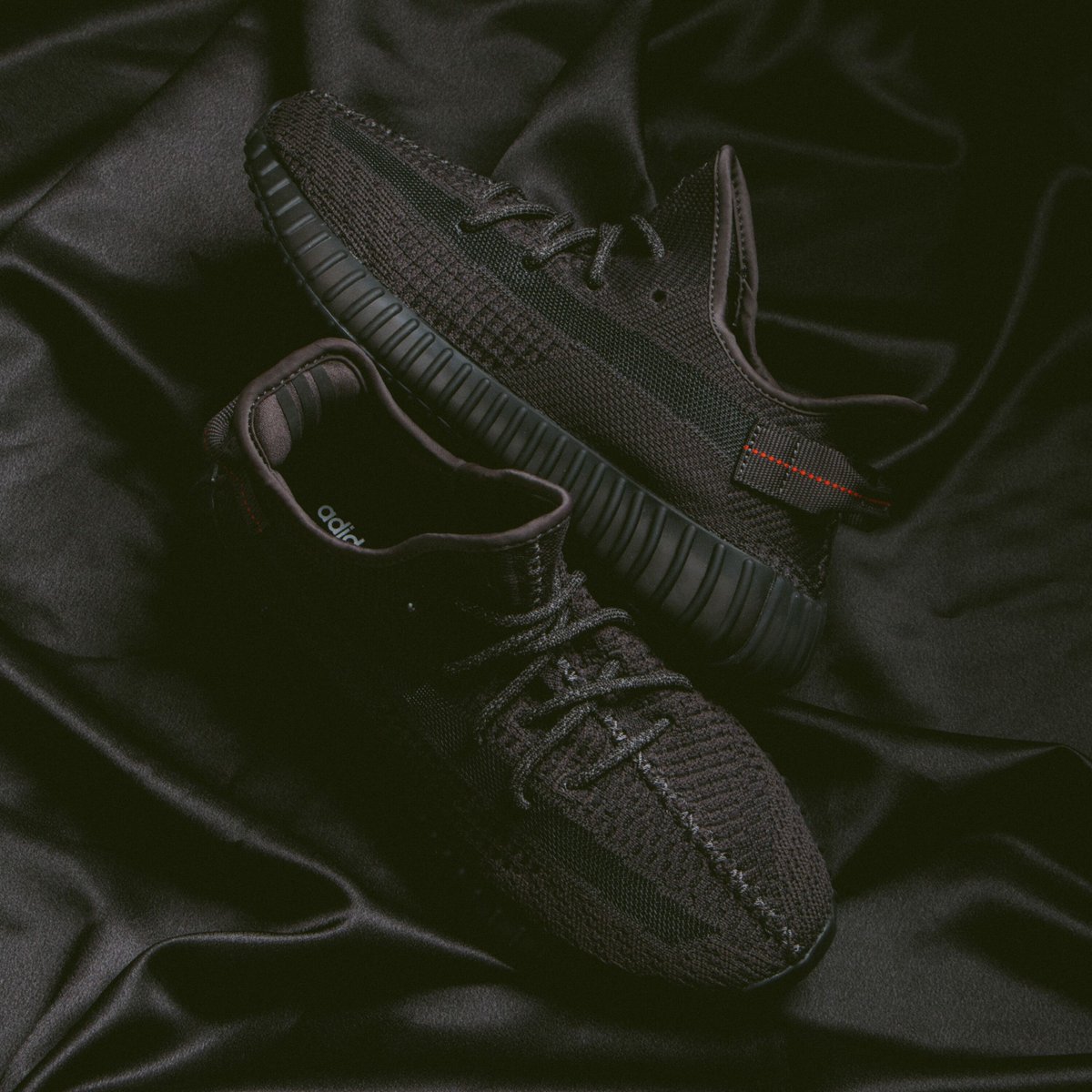 Yeezy Boost 350 V2 Black Reflective Non Reflective Buying Guide