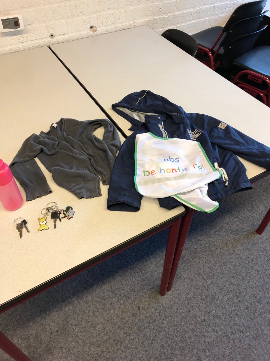 Opnieuw wat verweesde voorwerpen, achtergebleven op de 4e avond van de #avond4daagse in Pijnacker.