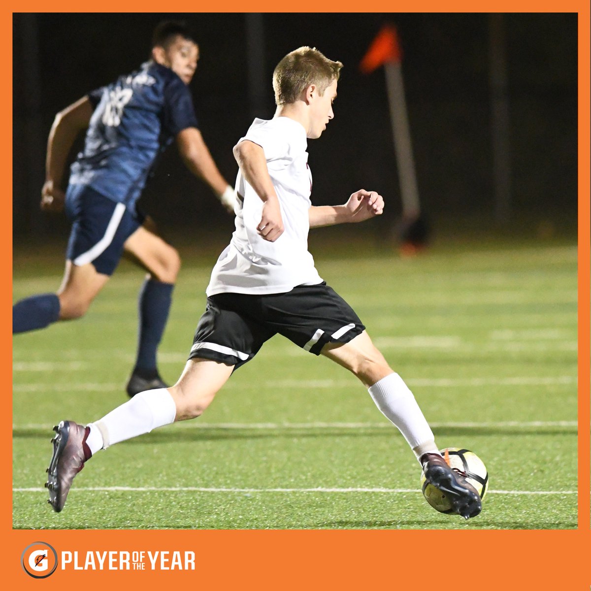 JenksBoysSoccer's tweet photo. Congrats to @highqualitywill joining a 30+ year legacy as the 2018-19 Gatorade Oklahoma Boys Soccer Player of the Year! #GatoradePOY @jenksps @jenkshs (Full Press Release: https://t.co/hhOEBehf44) https://t.co/QR0MHyQHRX
