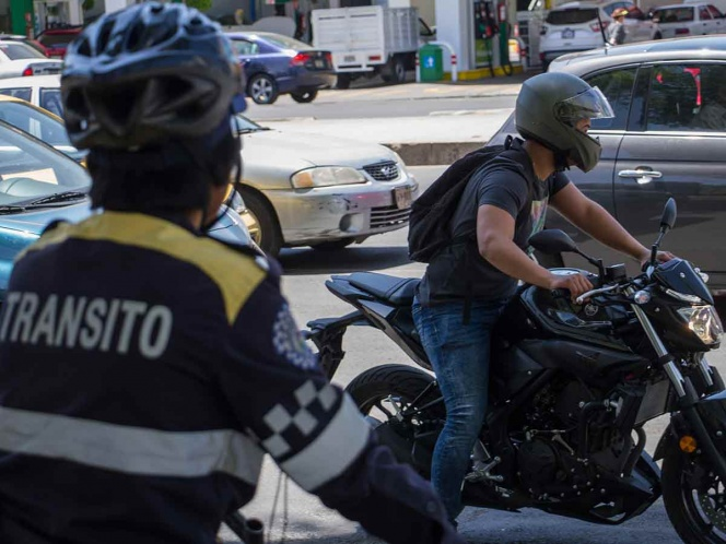 CONTACTOBJ's tweet image. EN 2021, MOTOS NUEVAS DEBERÁN TENER CONTROL DE EMISIONES

A través de un comunicado, la CAMe indicó que a partir de 2021 las motocicletas deberán de contar con tecnología EURO IV desde su venta es decir que este sistema deberá formar parte de su producción.
