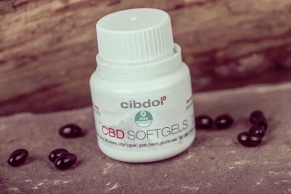 MyCibdolUk's tweet photo. Our #cbdsoftgels are the perfect solution for anyone who is looking for an alternative to the #CBDoils. ✌ https://t.co/XkKCqNmeci